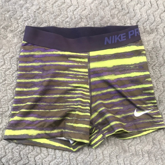 Nike Other - Lightly used Womens NIKE PRO workout shorts SMALL